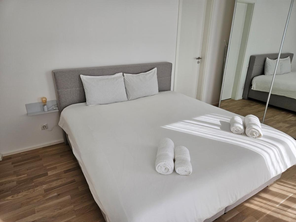 New Spacious Two Bedroom Center With Parking, Near Public Transport Luxembourg Exterior photo